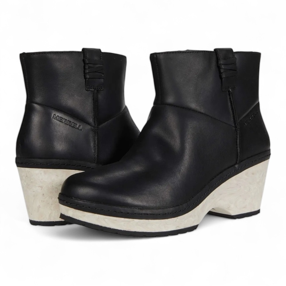 Merrell Halendi Bluff Ankle Boot in Black NWT